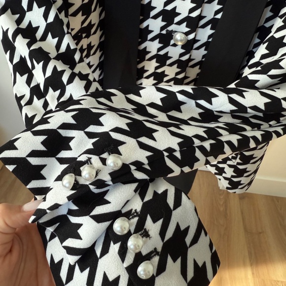 CeCe Black & White Houndstooth Tie-Neck Jacket - Picture 3 of 7